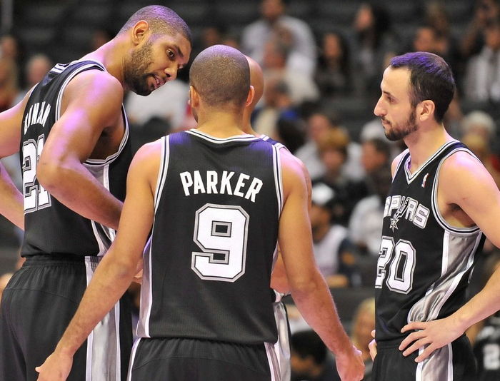 五大联赛唯一中资球队神仙难救 狼队15轮2分 魔鬼赛程战枪蜂军魔（五大联赛唯一中资队陷入绝境：狼队15轮仅2分，魔鬼赛程连战枪手、蜜蜂、红魔）