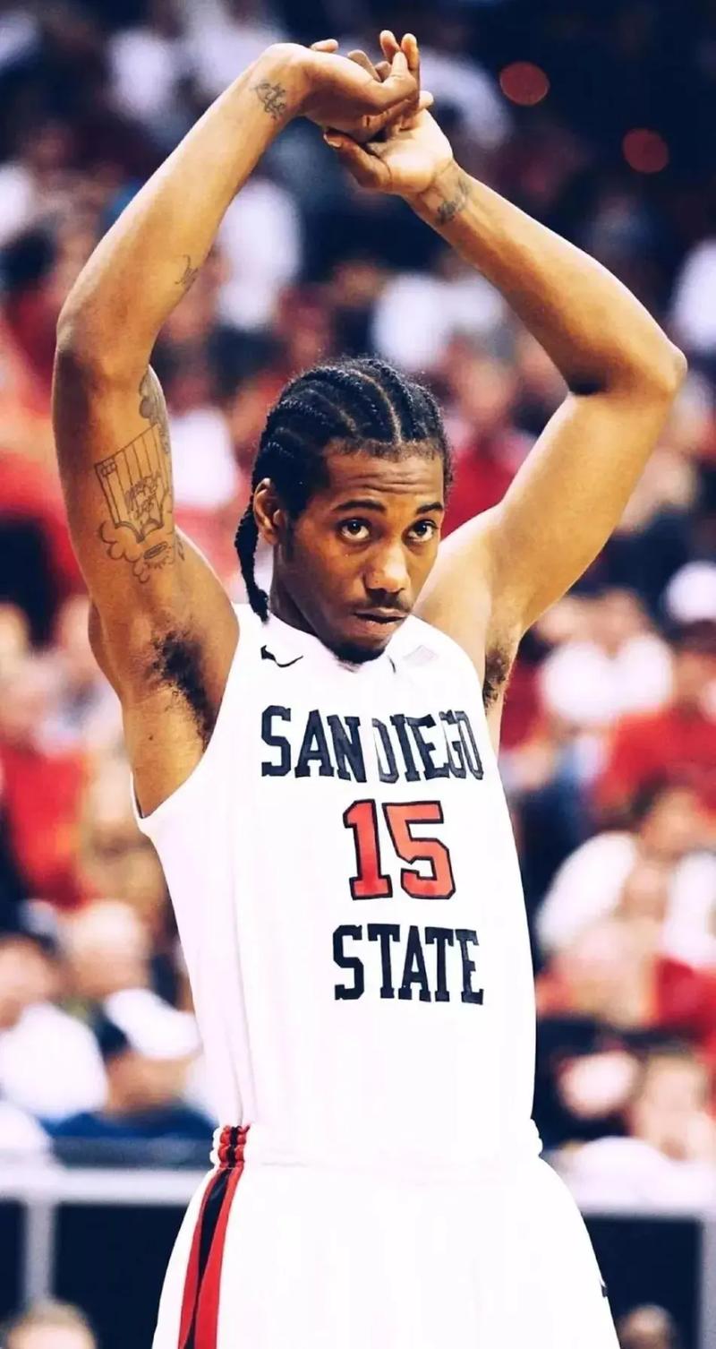 开拓者伤病报告：克林根和阿夫迪亚可以出战，罗威和默里缺席（开拓者伤情更新：克林根、阿夫迪亚确认出场；罗威、默里因伤缺阵）