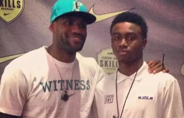 新华日报：苏超加入第14支队的说法没有官方依据，是网友脑洞（新华日报：关于苏超加入第14支队的传闻无官方依据，系网友脑补）