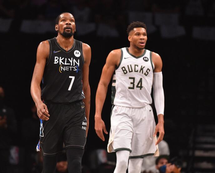 乌姆蒂蒂：费基尔不伤能效力皇马巴萨，苏牙是好人梅西最伟大（乌姆蒂蒂：若无伤病，费基尔可加盟皇马巴萨；苏亚雷斯为人不错，梅西最伟大）