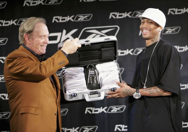 勒沃库森vs多特：希克PK吉拉西；阿德耶米、萨比策首发（勒沃库森对阵多特：希克对飙吉拉西，阿德耶米与萨比策先发）