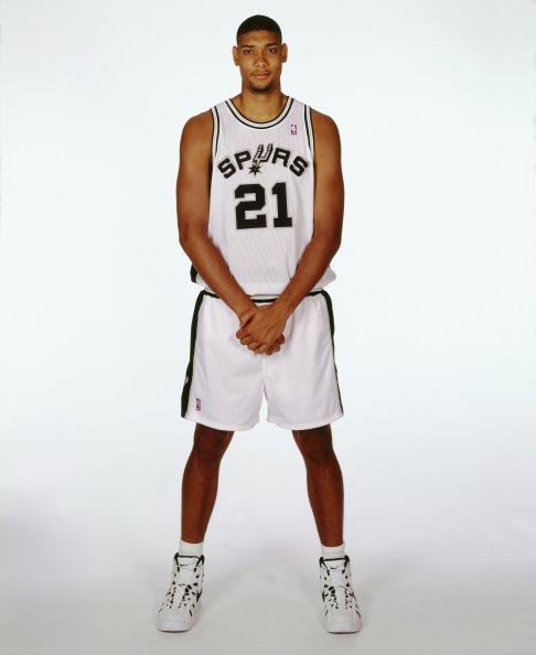 索赔，7名被禁赛一年的马来西亚归化球员计划起诉马来西亚足协（7名遭一年禁赛的马来西亚归化球员计划就索赔起诉大马足协）